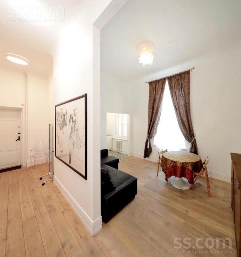 Emilie'S Apartment Рига Экстерьер фото